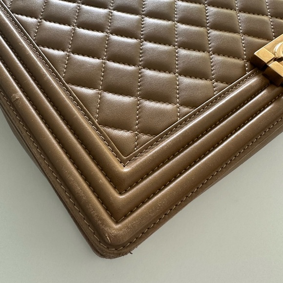 CHANEL TAN Quilted Leather Large Boy Flap Bag LOVING CARRIED ABOUT 20 TIMES! - Picture 4 of 16